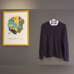 Calvin Klein Purple V-Neck - Medium (M)